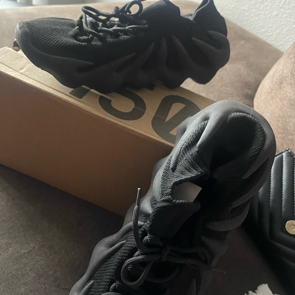 Yeezy 350’s size 9 1/2